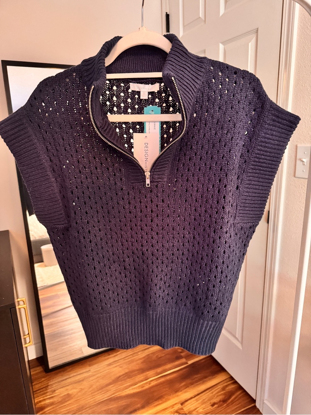 Design History Crochet Quarter Zip Short Sleeved Sweater-Vest Navy NWT